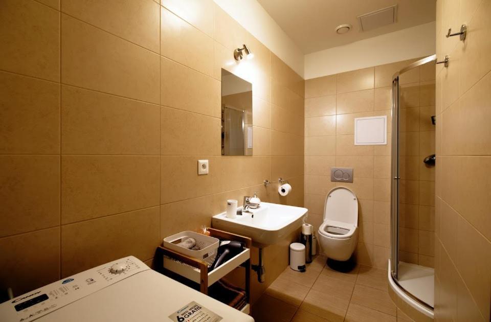 Snajder Apartment, 15min To Old Centre, Self-check In, Free Wifi Apartmán *